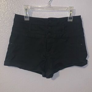 Refuge black stretchy triple button short shorts